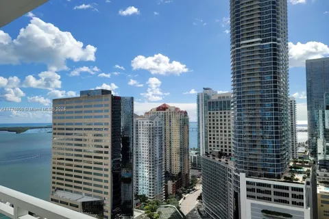 950 Brickell Bay Dr # 3105, Miami FL 33131