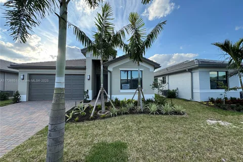 12612 SW Green Creek Dr, Port St. Lucie FL 34987