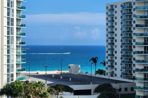 3800 S Ocean Dr # 817, Hollywood FL 33019