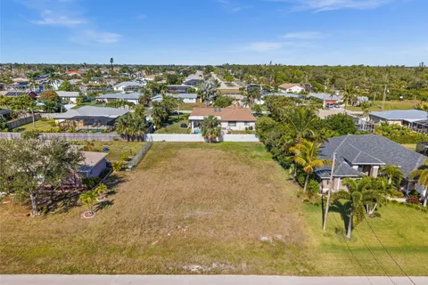 2133 coral point drive, Cape Coral FL 33990