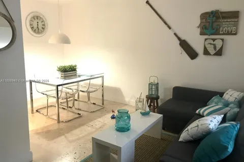 100 Sunrise Dr # 14, Key Biscayne FL 33149