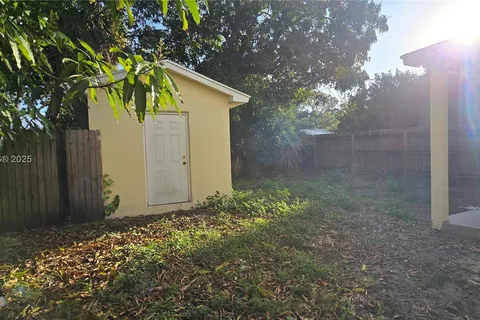 510 18th St, West Palm Beach FL 33407