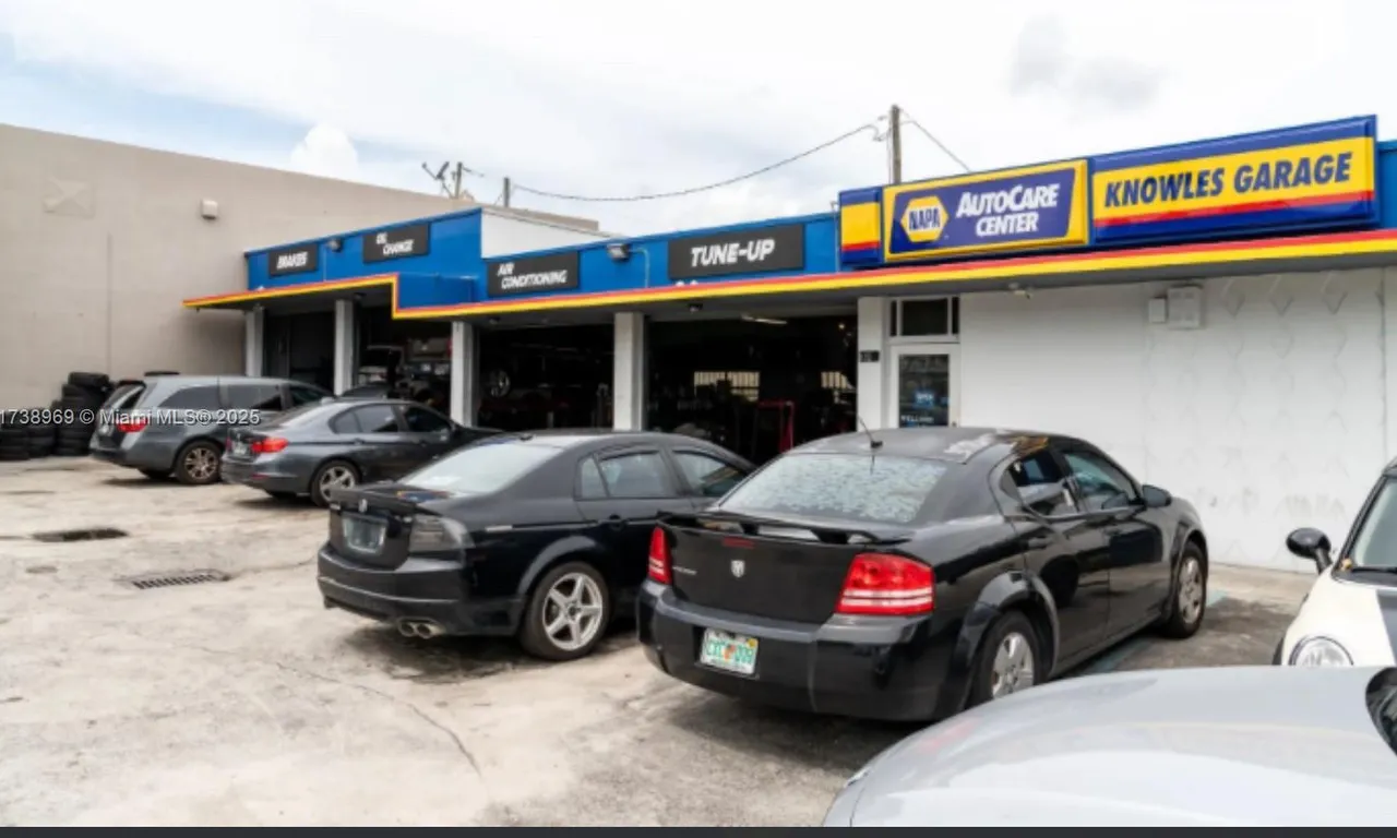 115 NE 183rd st, Miami Gardens FL 33179