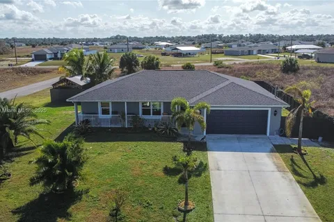 1220 MOORE RUN, La Belle FL 33935