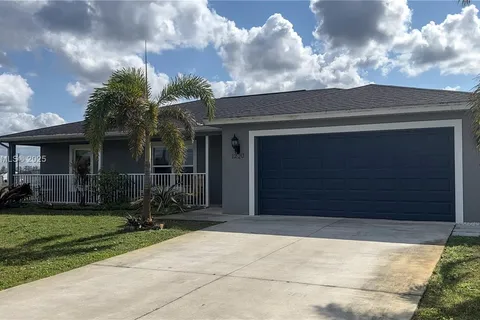 1220 MOORE RUN, La Belle FL 33935