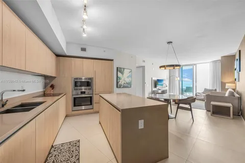 4111 S Ocean Dr # 2409, Hollywood FL 33019