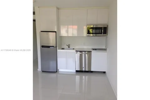 801 15th St # 109, Miami Beach FL 33139