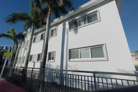 8100 Harding Ave, Miami Beach FL 33141