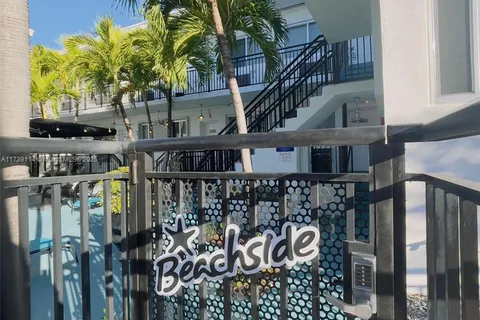 8100 Harding Ave, Miami Beach FL 33141