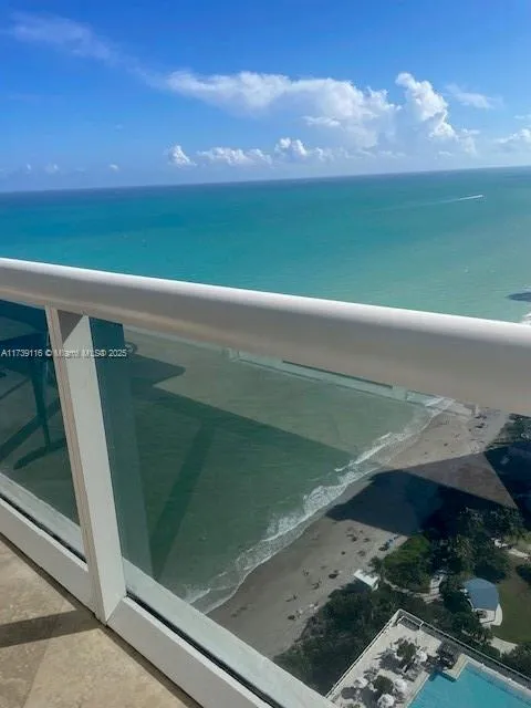 1830 S Ocean Dr # 3105, Hallandale Beach FL 33009