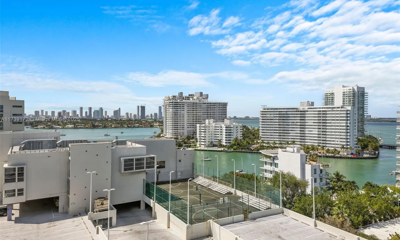 1500 Bay Rd # 1023, Miami Beach FL 33139