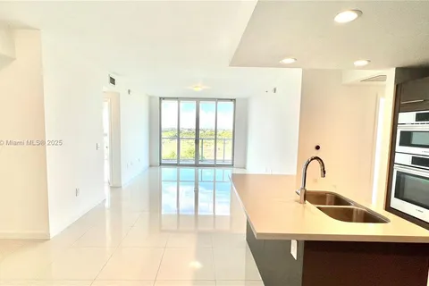 7751 NW 107th Ave # 612, Doral FL 33178