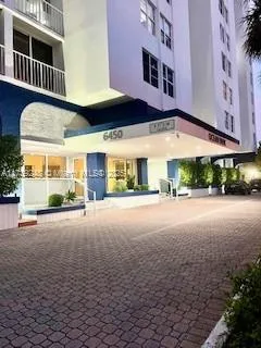 6450 Collins av # 509, Miami Beach FL 33141