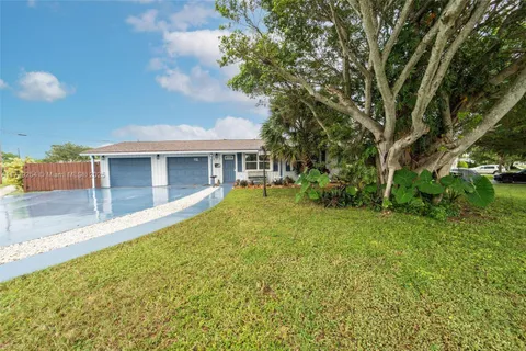 861 Magnolia, Lake Park FL 33403