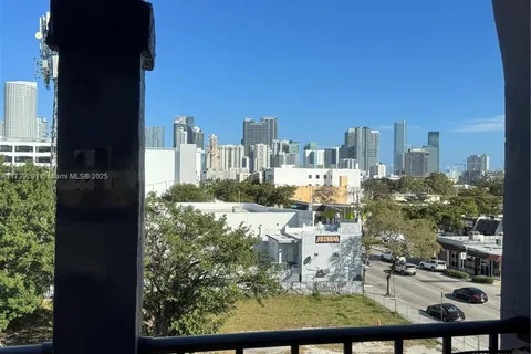 777 SW 9th Ave # 519, Miami FL 33130