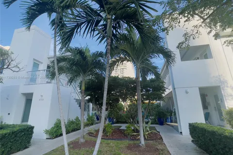 6755 Harding Ave, Miami Beach FL 33141