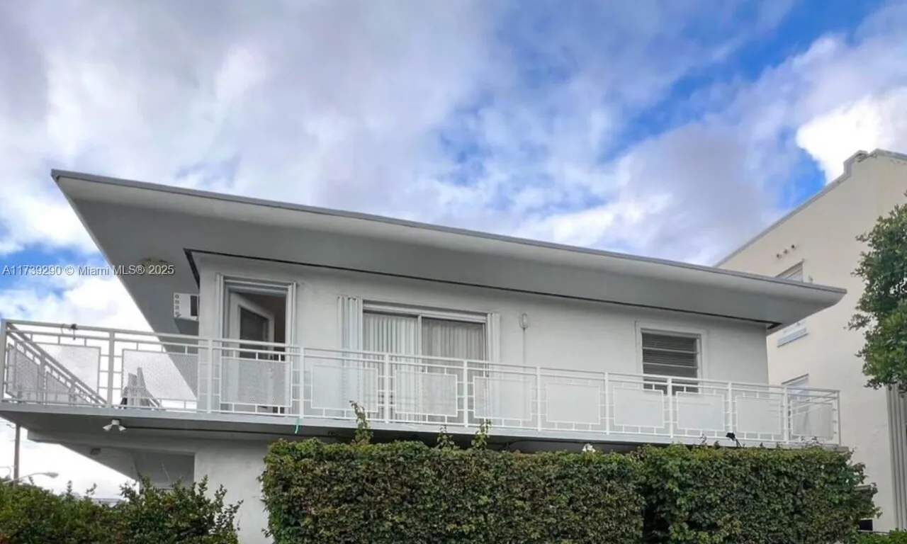 901 10th St # 14, Miami Beach FL 33139