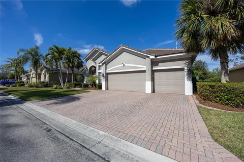 11968 AVALON PRESERVE BLVD, Fort Myers FL 33908