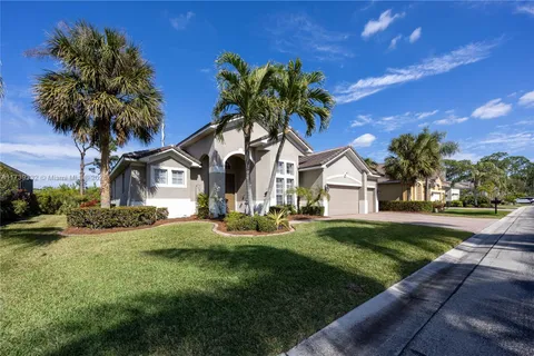 11968 AVALON PRESERVE BLVD, Fort Myers FL 33908