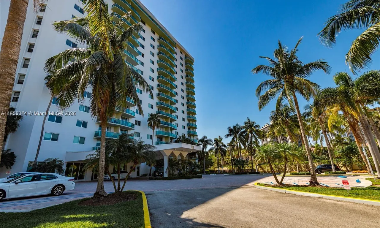 19390 Collins Ave # 303, Sunny Isles Beach FL 33160