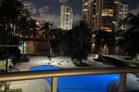 19390 Collins Ave # 303, Sunny Isles Beach FL 33160