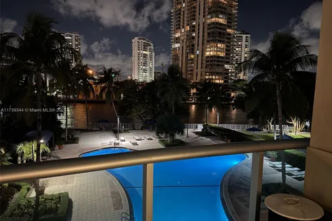 19390 Collins Ave # 303, Sunny Isles Beach FL 33160