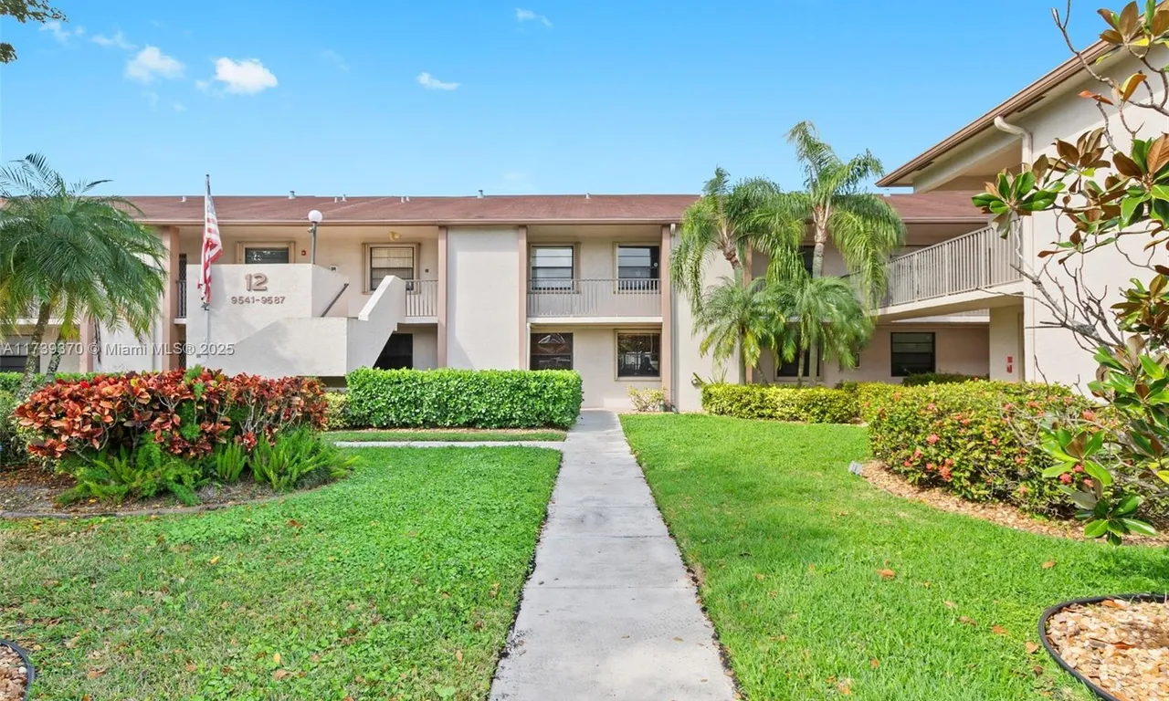 9585 W Mcnab Rd # 112, Tamarac FL 33321