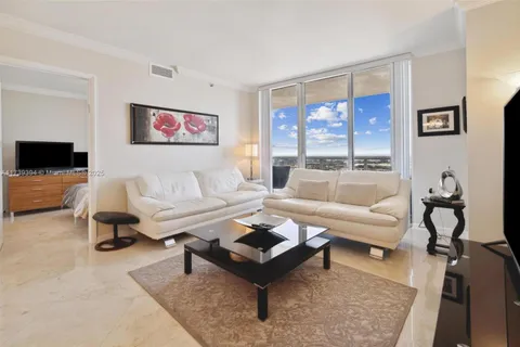 1800 S Ocean Dr # 4007, Hallandale Beach FL 33009