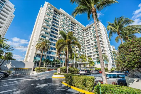 1200 West Ave # 1511, Miami Beach FL 33139