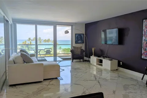 5151 Collins Ave # 736, Miami Beach FL 33140