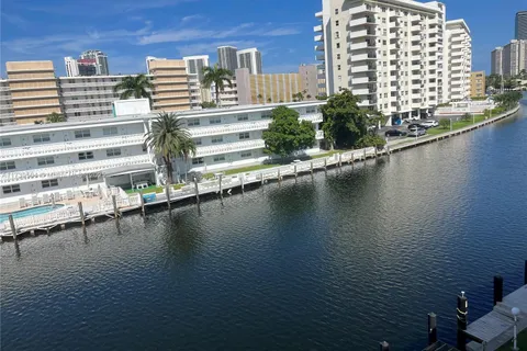 440 Paradise Isle Blvd # 406, Hallandale Beach FL 33009
