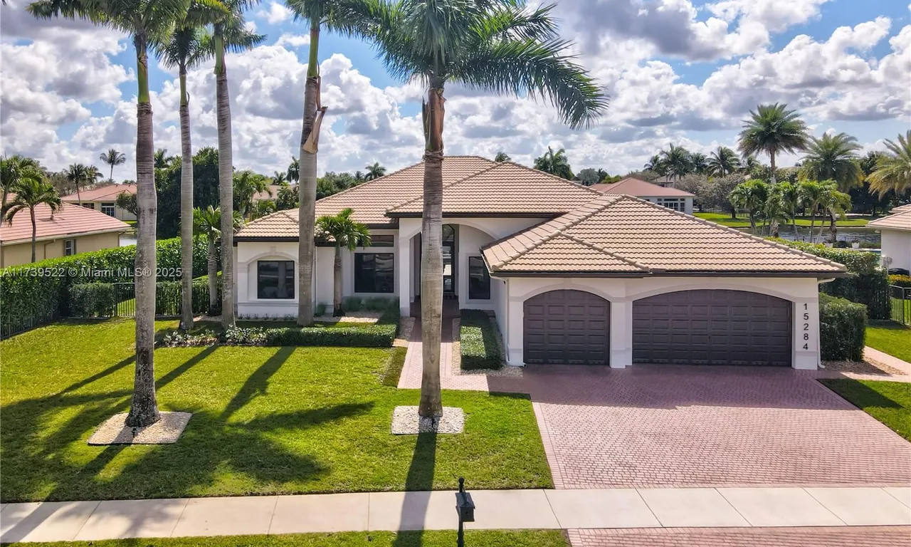 15284 SW 33rd St, Davie FL 33331