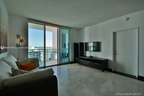 951 Brickell Ave # 2104, Miami FL 33131