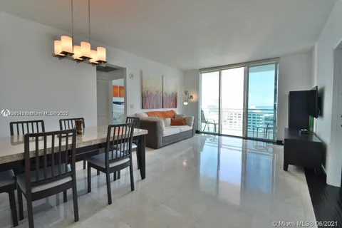 951 Brickell Ave # 2104, Miami FL 33131