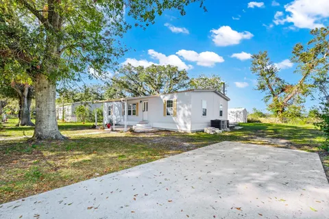 636 4th STREET, Other City - In The State Of Florida FL 33868