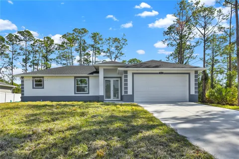 2910 Flora Ave N, Lehigh Acres FL 33971