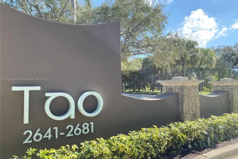 2641 N Flamingo Rd # 706N, Sunrise FL 33323