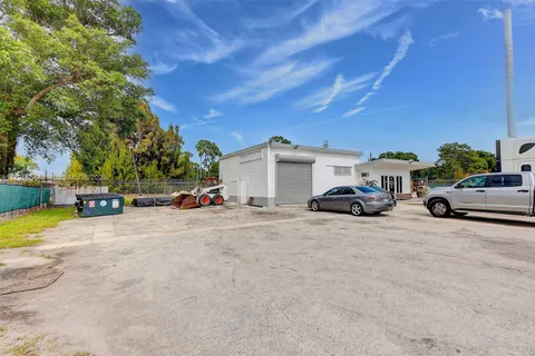 2108 Orange Ave, Fort Pierce FL 34950