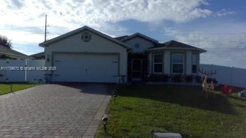 1132 NW 8th St, Cape Coral FL 33993