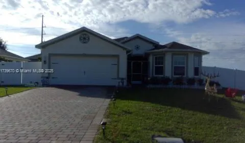 1132 NW 8th St, Cape Coral FL 33993