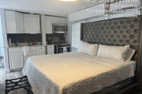 1836 MIDDLE STUDIO SW 9TH AVE, Fort Lauderdale FL 33315