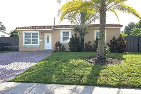 1331 N 68th Ave, Hollywood FL 33024