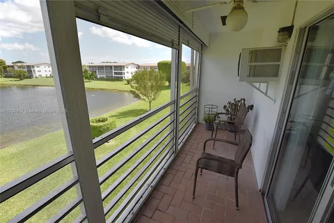 118 Brighton C # 118, Boca Raton FL 33434