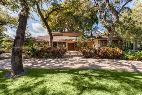 9490 Old Cutler Ln, Coral Gables FL 33156
