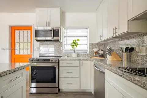 1815 NE 154 St, North Miami Beach FL 33162