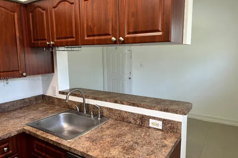 620 Cypress Club Way # I13, Deerfield Beach FL 33064