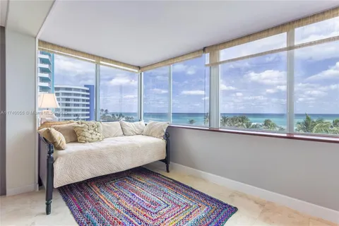 5055 Collins Ave # 5C, Miami Beach FL 33140