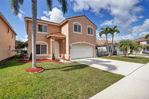 6233 Willoughby Cir, Lake Worth FL 33463