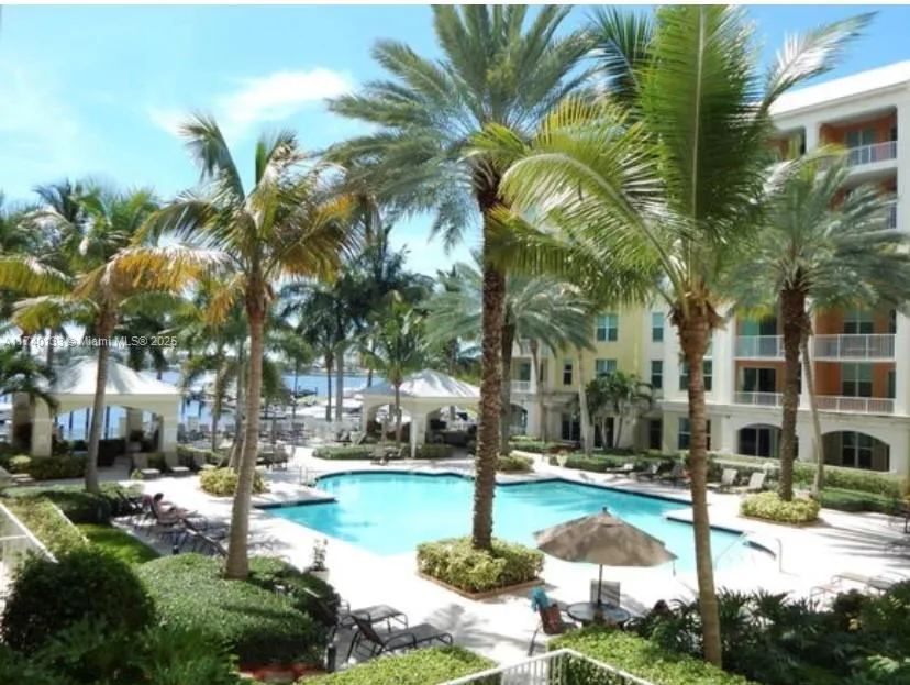 806 E Windward Way # 515, Lantana FL 33462