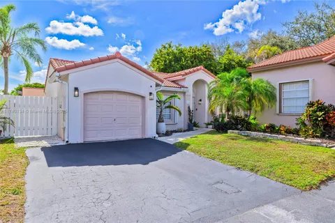 12748 NW 15th St, Sunrise FL 33323